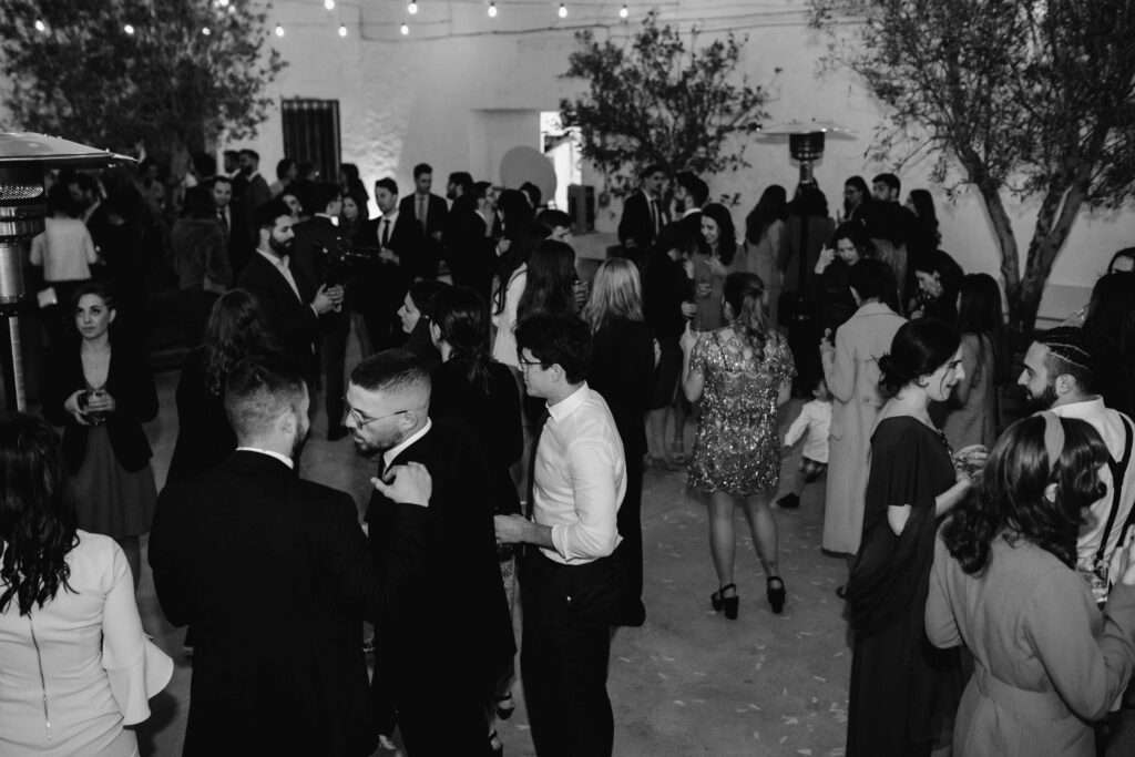 Foto fiesta boda blanco y negro