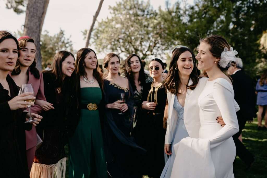 Amigas en la boda