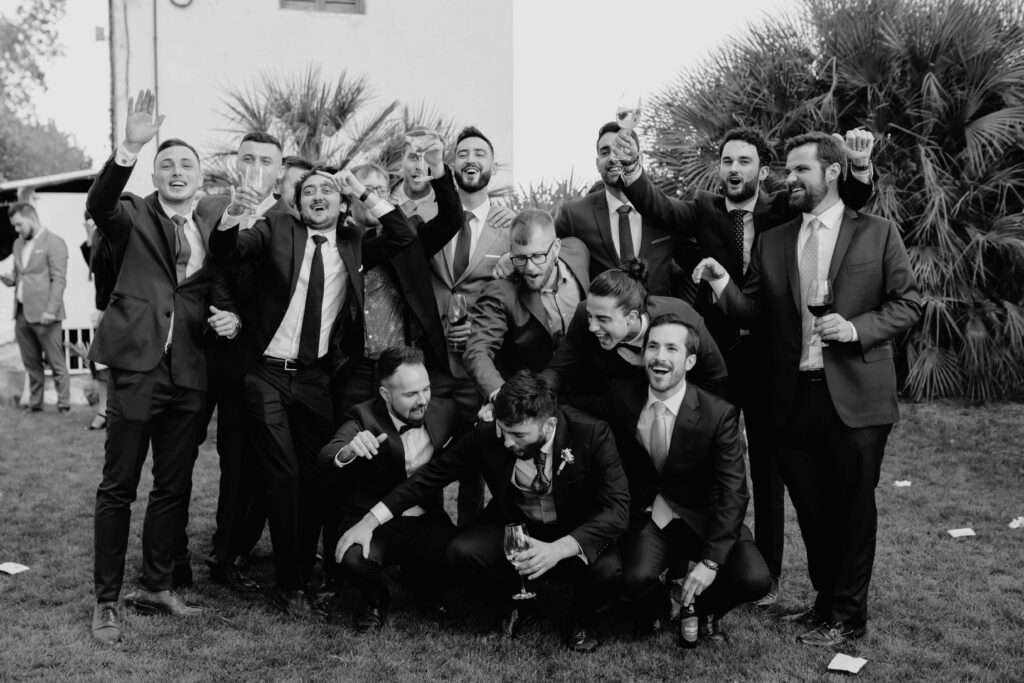 Amigos en la boda
